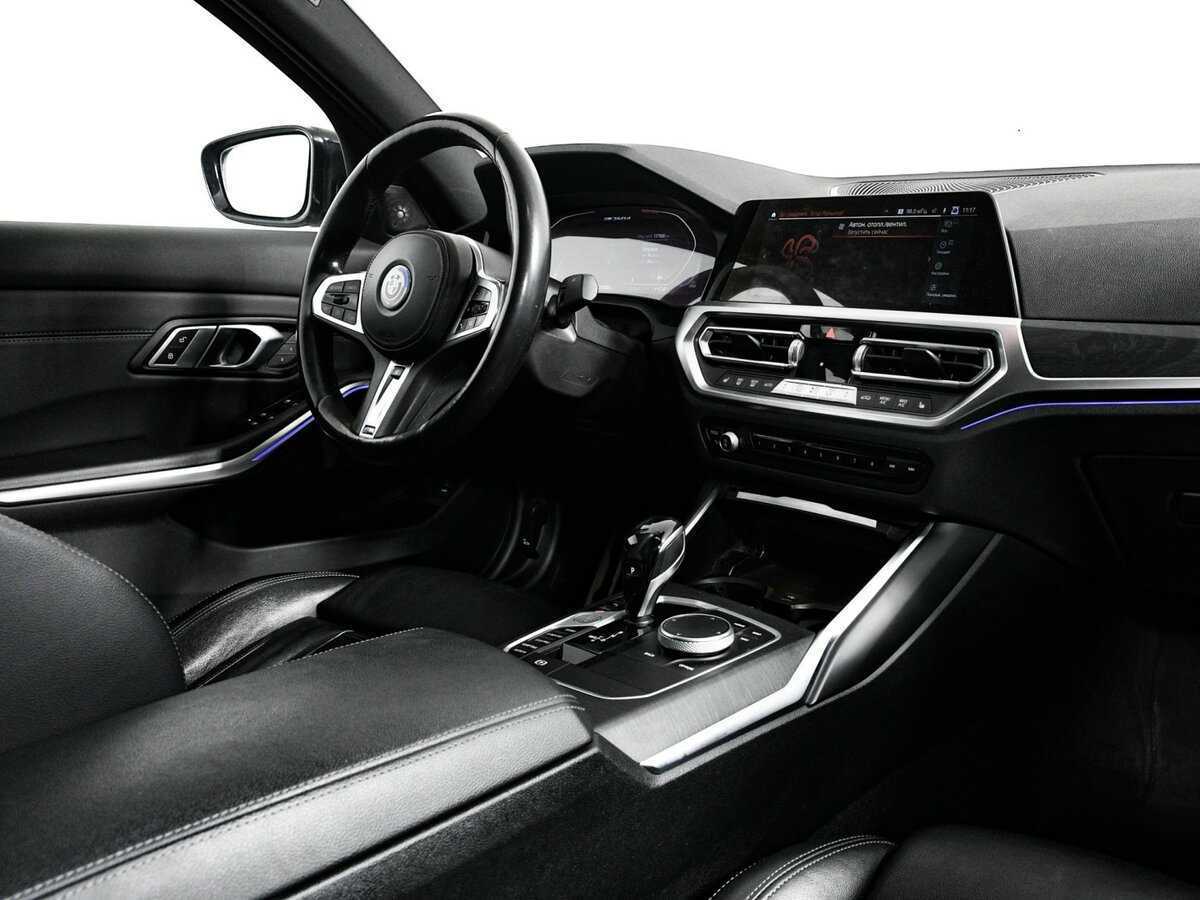 BMW 3 серии 2021 года с пробегом. Фото: #6