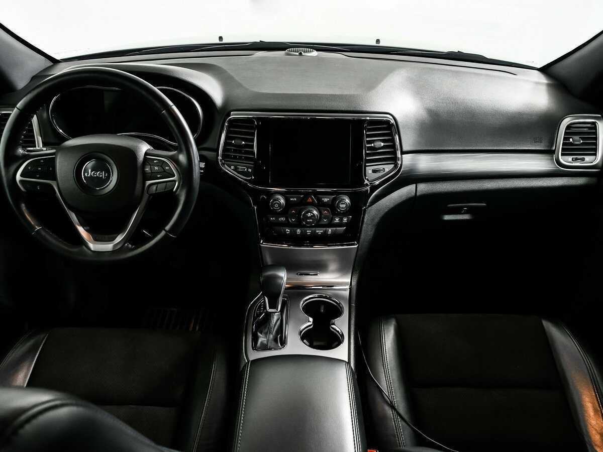 Jeep Grand Cherokee 2020 года с пробегом. Фото: #10