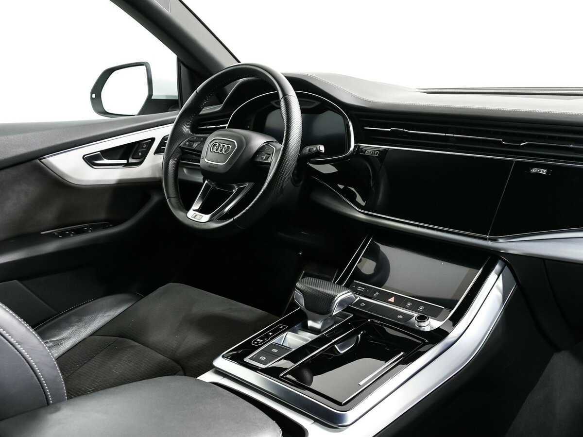 Audi Q8 2018 года с пробегом. Фото: #8