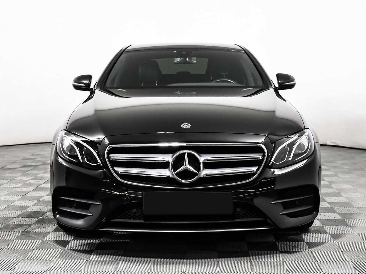 Mercedes-Benz E-Класс 2020 года с пробегом. Фото: #1