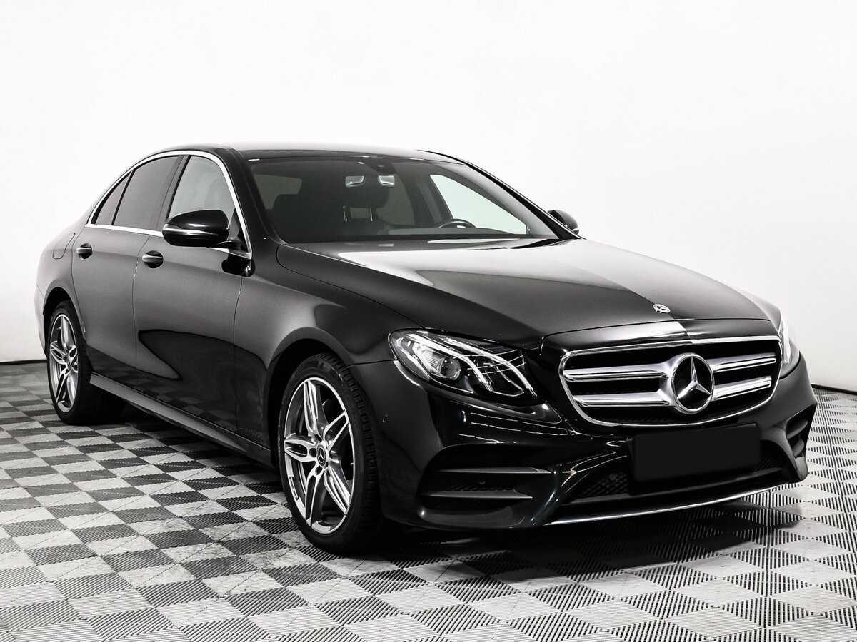 Mercedes-Benz E-Класс 2020 года с пробегом. Фото: #2