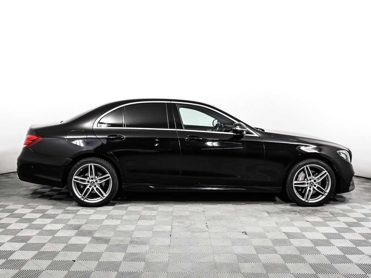Mercedes-Benz E-Класс 2020 года с пробегом. Фото: #3