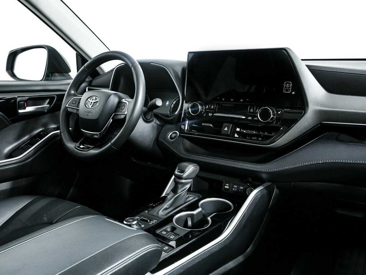 Toyota Highlander 2023 года с пробегом. Фото: #6