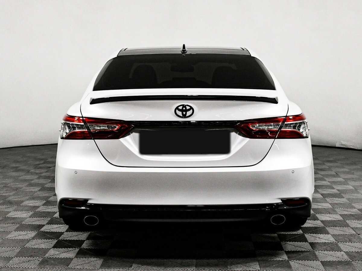 Toyota Camry 2023 года с пробегом. Фото: #4