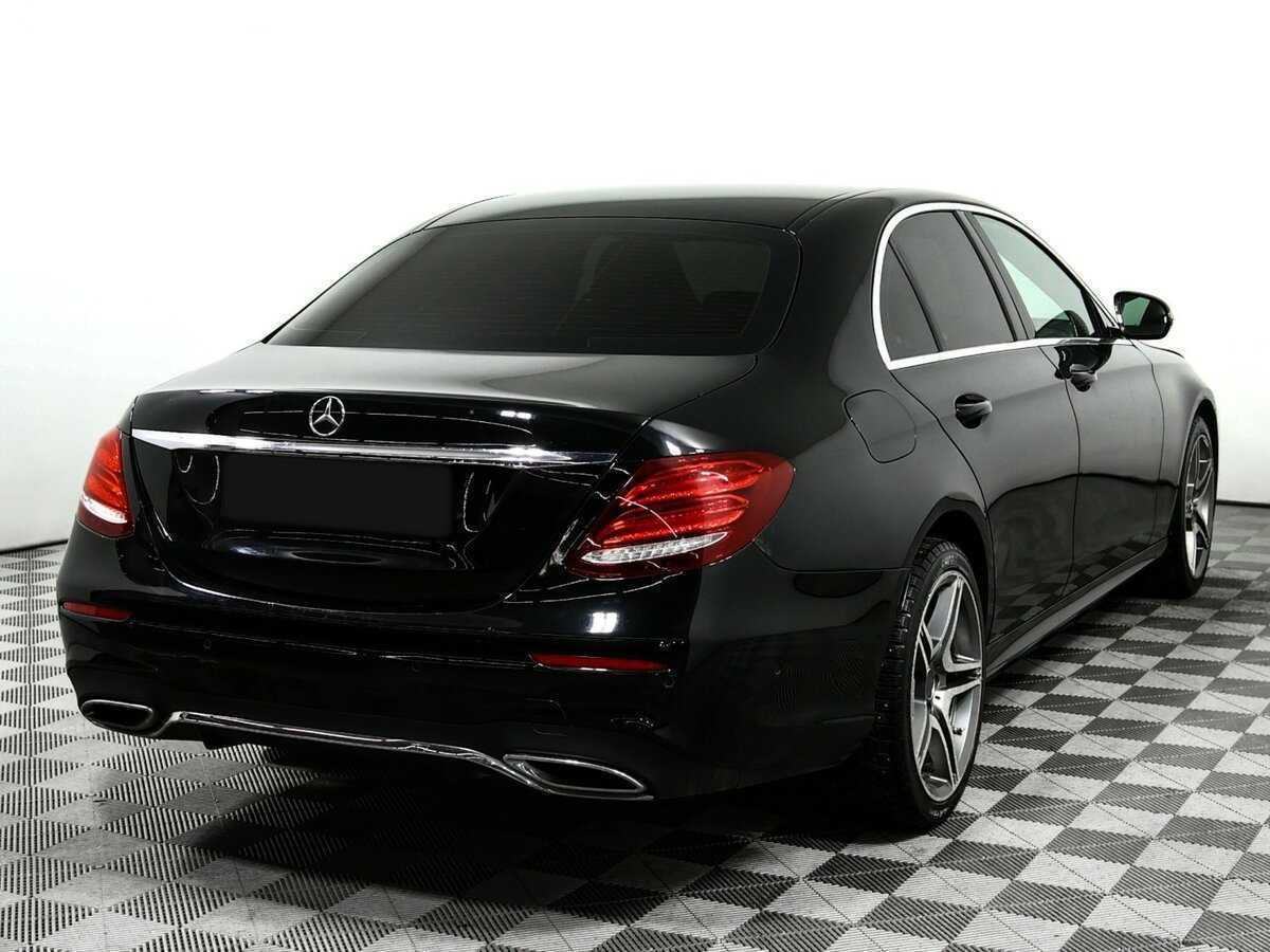 Mercedes-Benz E-Класс 2019 года с пробегом. Фото: #3