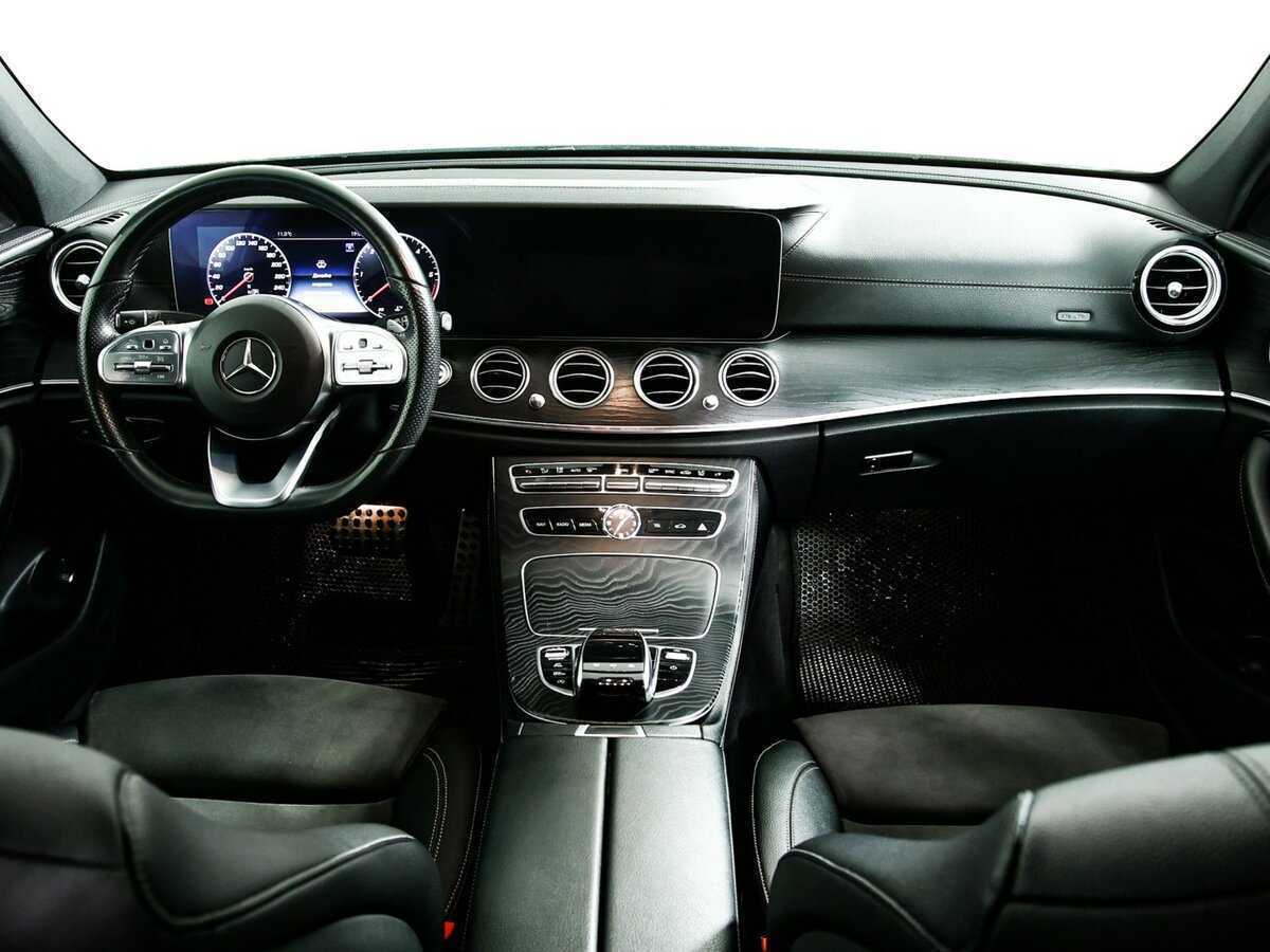 Mercedes-Benz E-Класс 2019 года с пробегом. Фото: #8