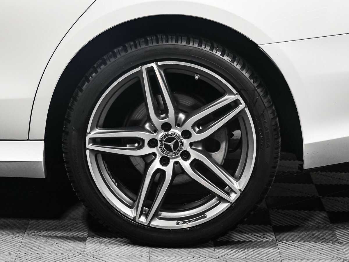 Mercedes-Benz E-Класс 2018 года с пробегом. Фото: #17
