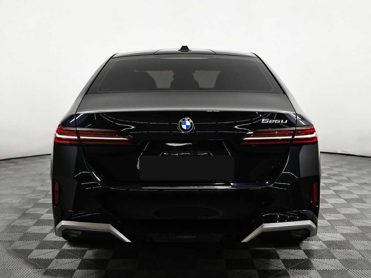 BMW 5 серии 2024 года с пробегом. Фото: #5