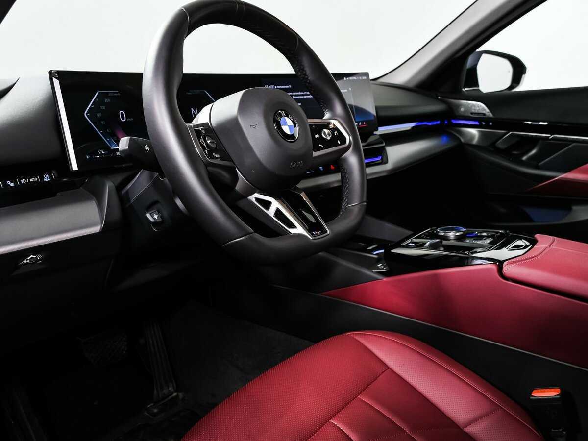 BMW 5 серии 2024 года с пробегом. Фото: #11