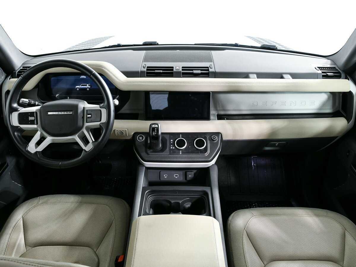 Land Rover Defender 2020 года с пробегом. Фото: #8