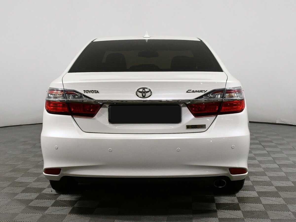 Toyota Camry 2017 года с пробегом. Фото: #4
