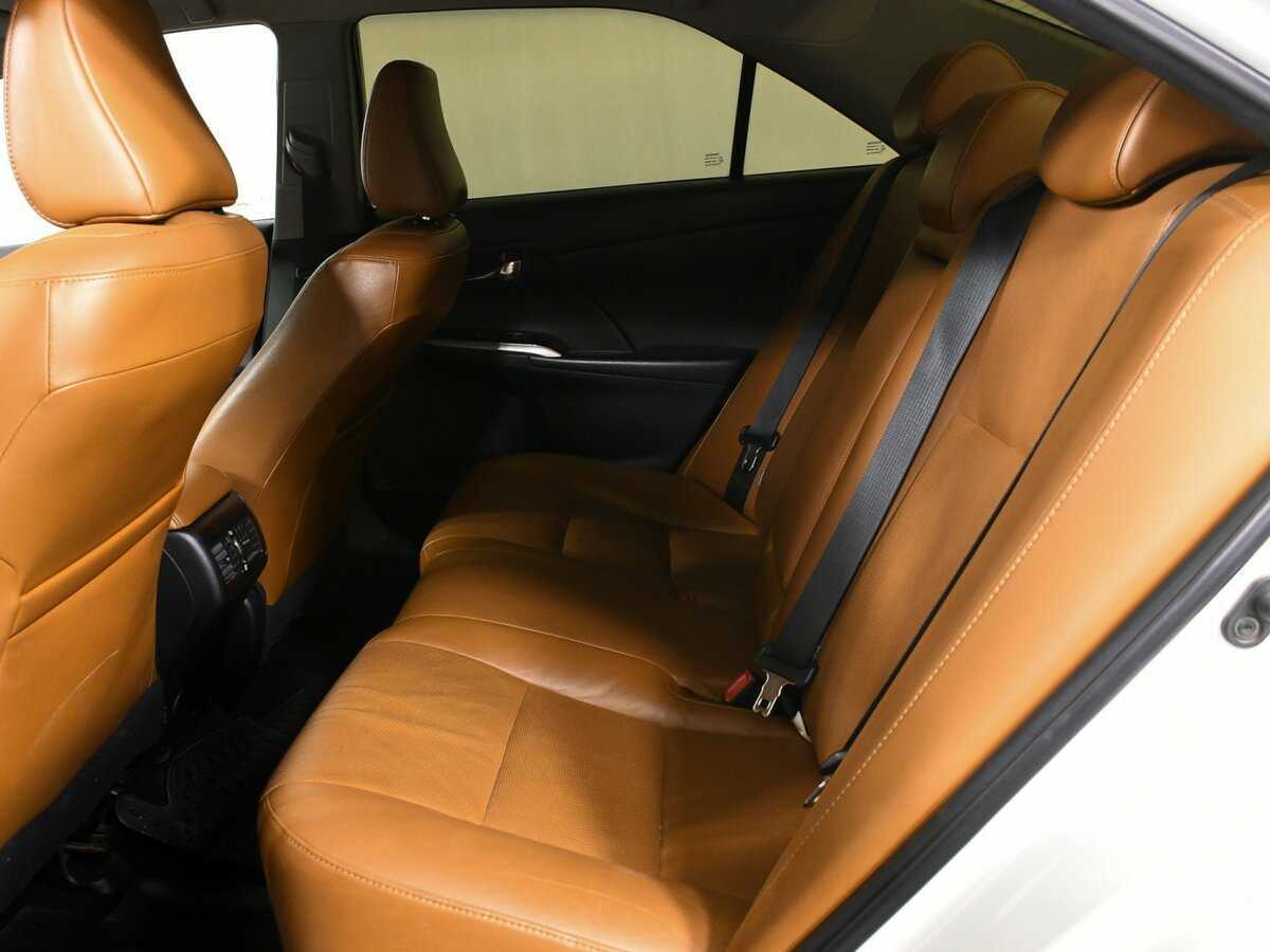 Toyota Camry 2017 года с пробегом. Фото: #10