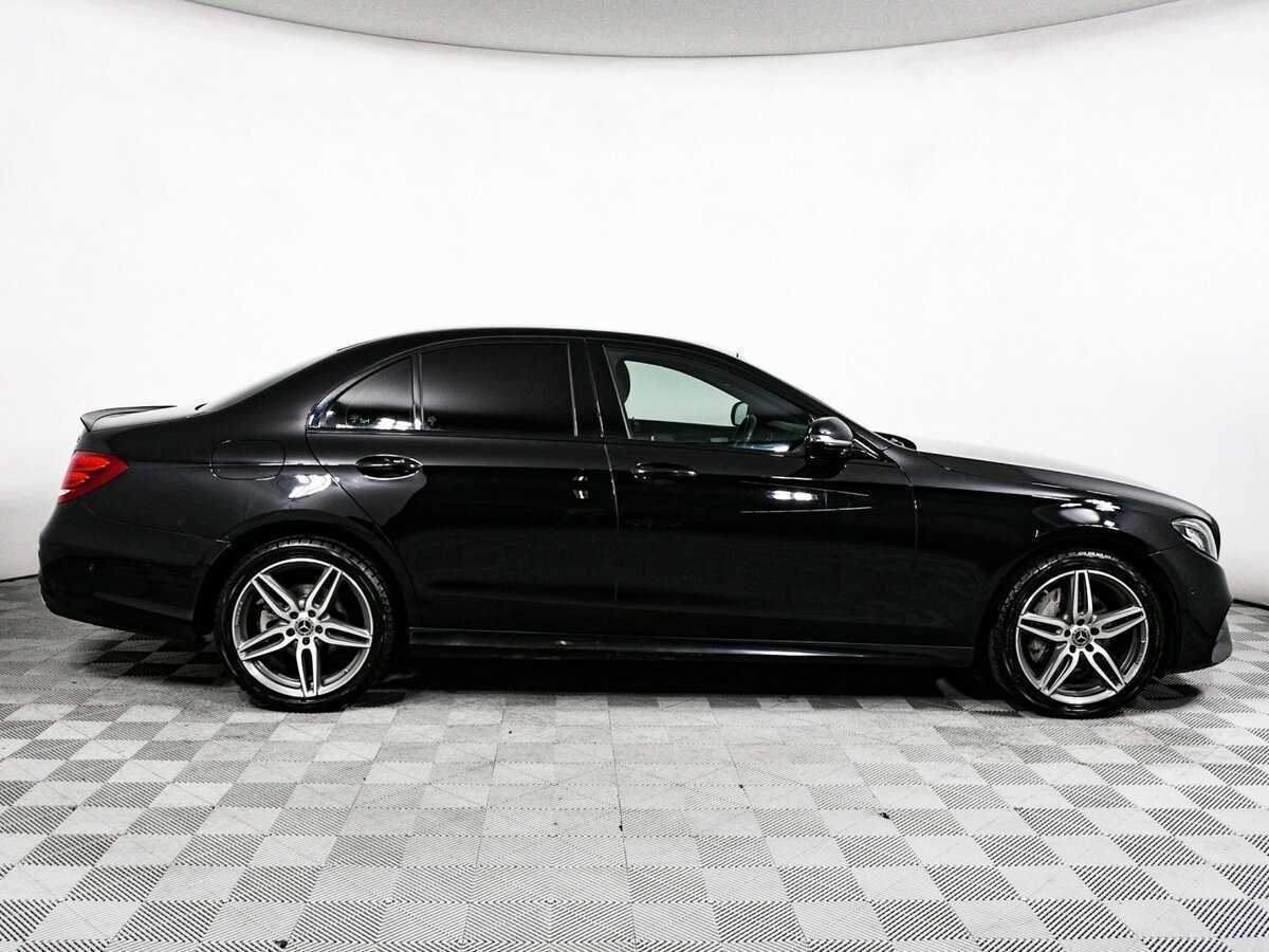 Mercedes-Benz E-Класс 2019 года с пробегом. Фото: #3