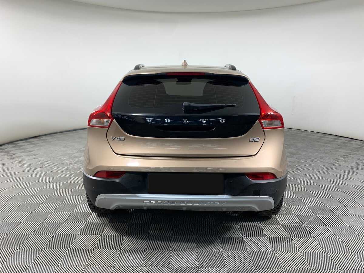 Volvo V40 2015 года с пробегом. Фото: #5