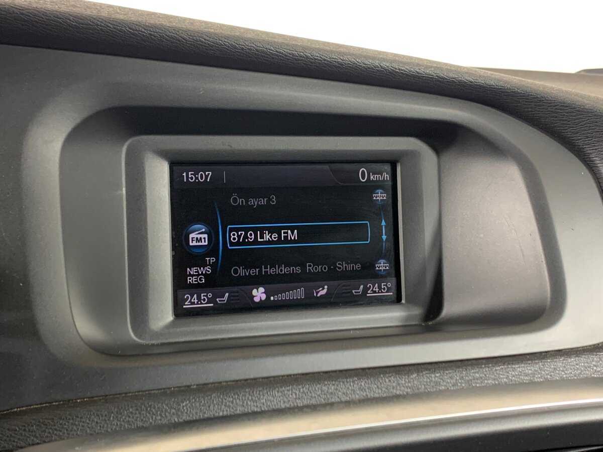 Volvo V40 2015 года с пробегом. Фото: #15