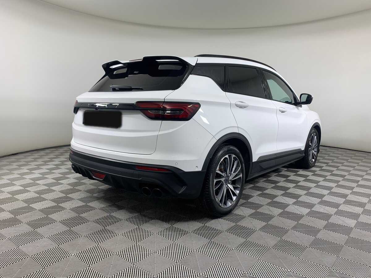 Geely Coolray 2023 года с пробегом. Фото: #4