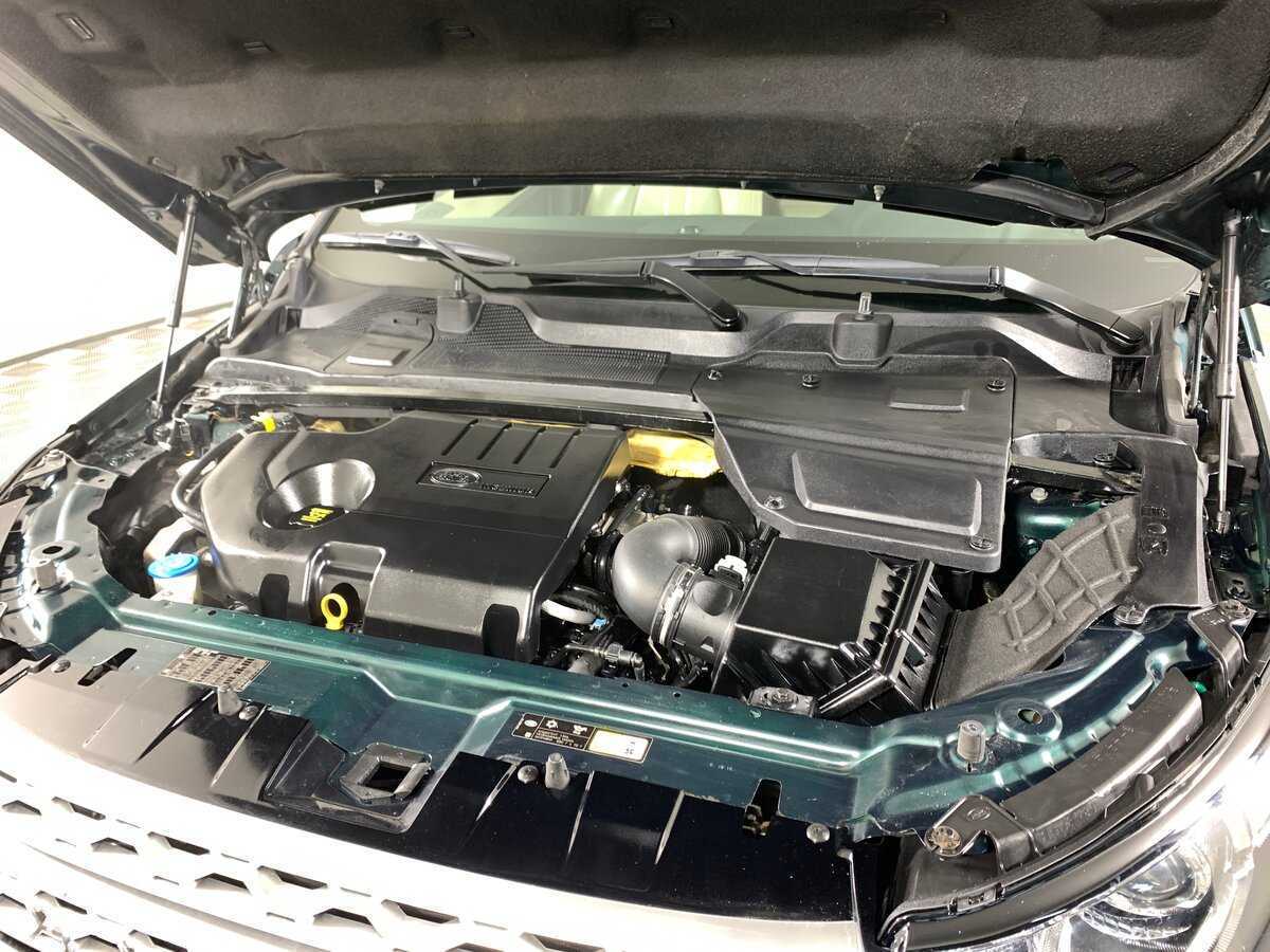 Land Rover Discovery Sport 2016 года с пробегом. Фото: #10