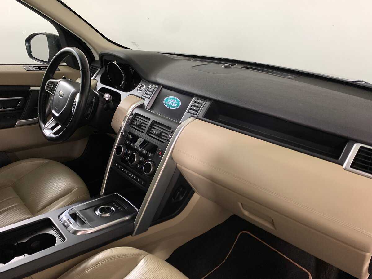 Land Rover Discovery Sport 2016 года с пробегом. Фото: #13