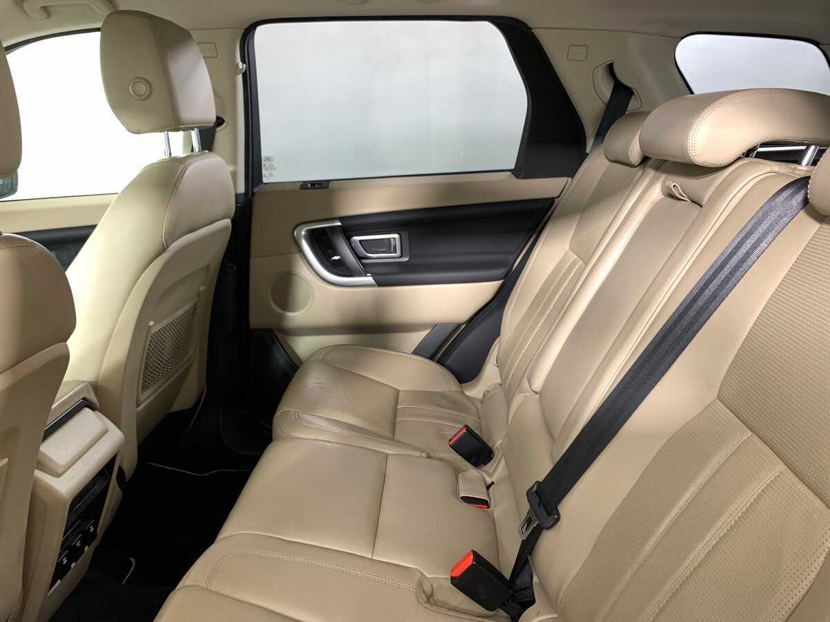 Land Rover Discovery Sport 2016 года с пробегом. Фото: #18