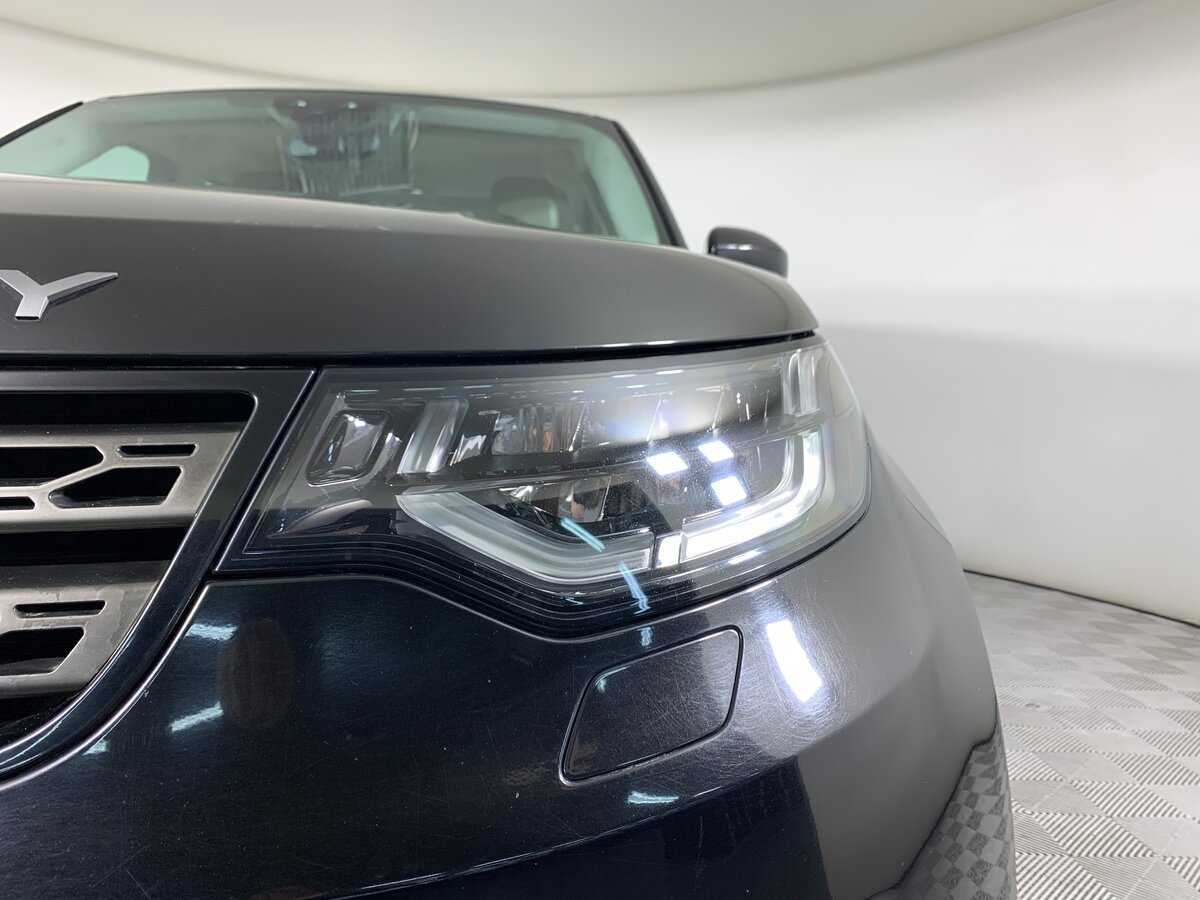 Land Rover Discovery 2017 года с пробегом. Фото: #9