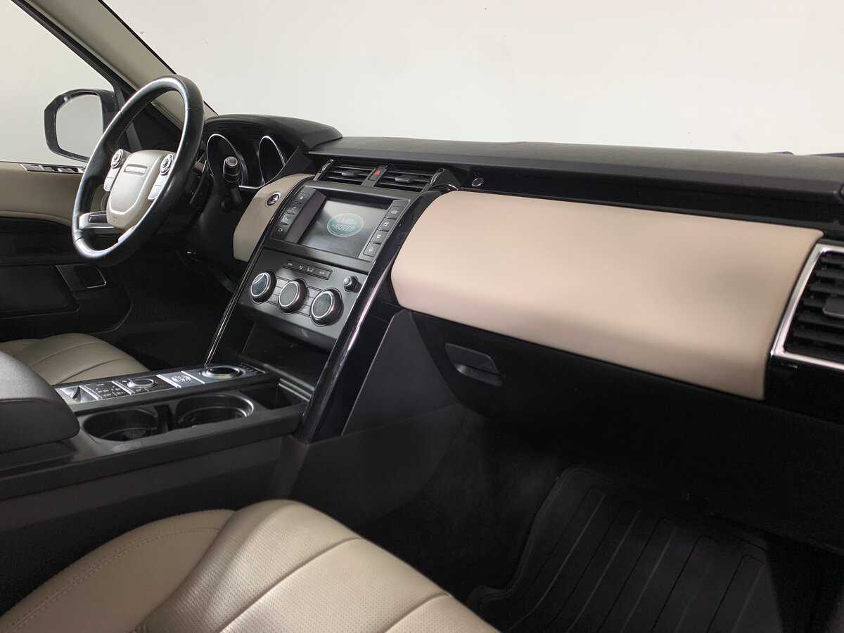 Land Rover Discovery 2017 года с пробегом. Фото: #12
