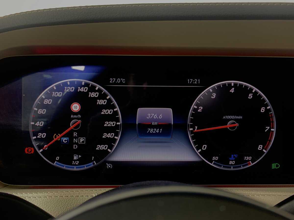 Mercedes-Benz Maybach S-Класс 2018 года с пробегом. Фото: #17