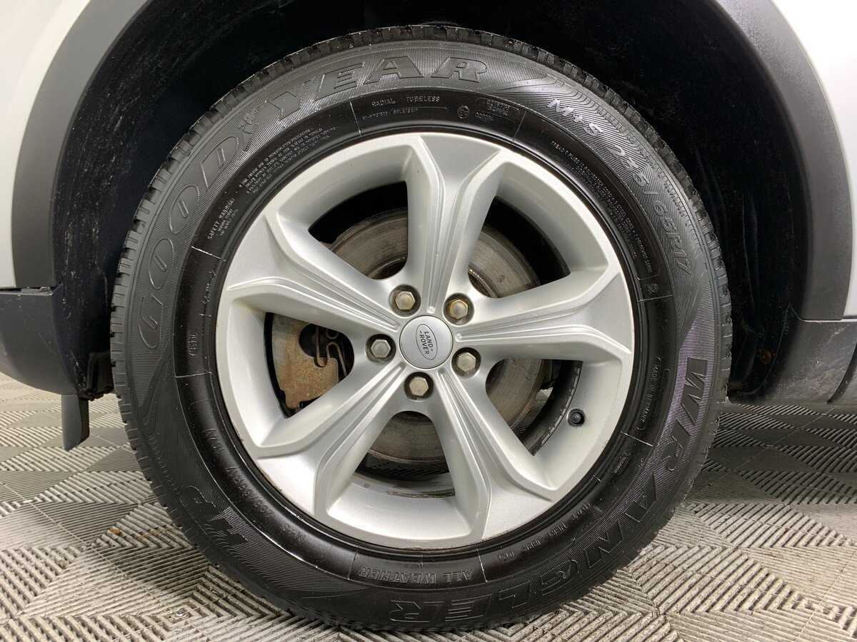 Land Rover Discovery Sport 2018 года с пробегом. Фото: #8