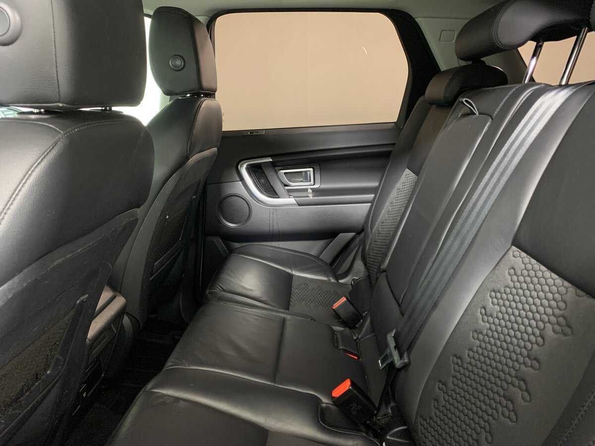 Land Rover Discovery Sport 2018 года с пробегом. Фото: #18