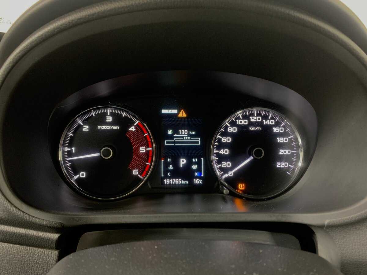 Mitsubishi Pajero Sport 2017 года с пробегом. Фото: #14