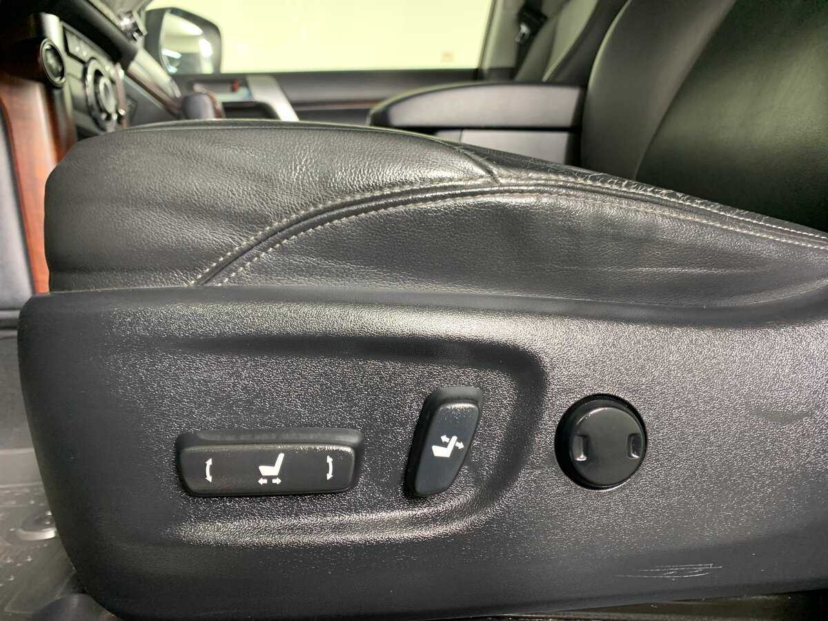 Toyota Land Cruiser Prado 2015 года с пробегом. Фото: #16