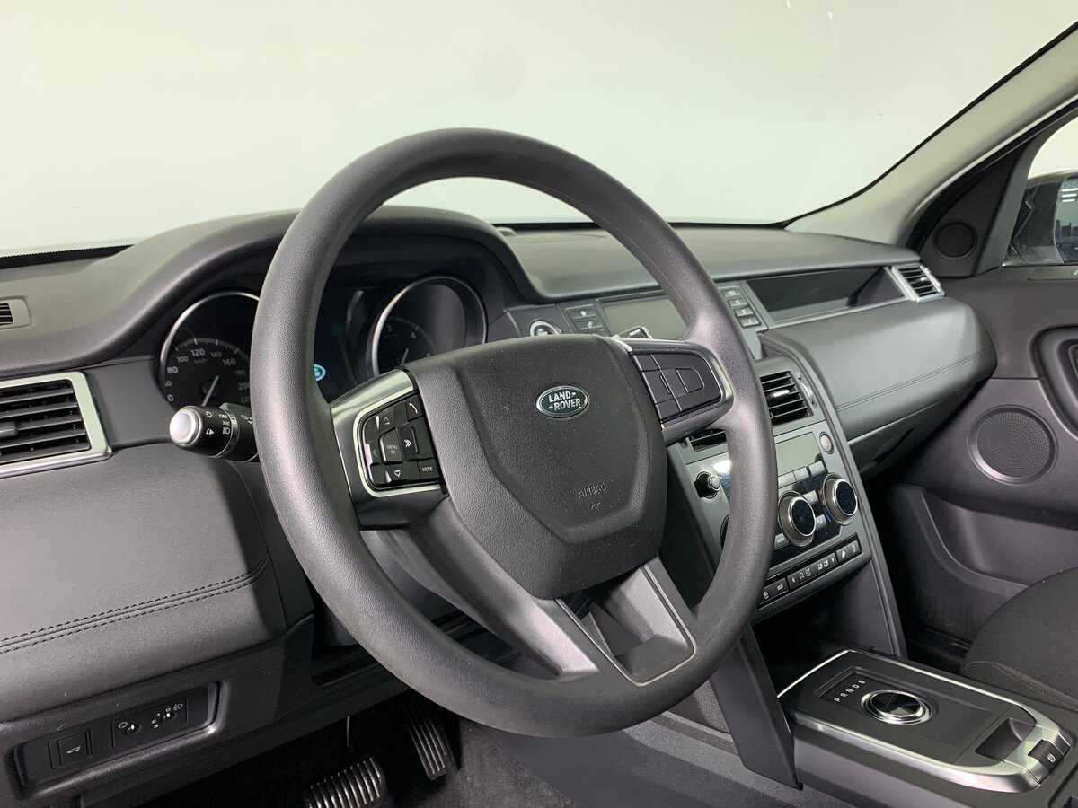 Land Rover Discovery Sport 2018 года с пробегом. Фото: #11