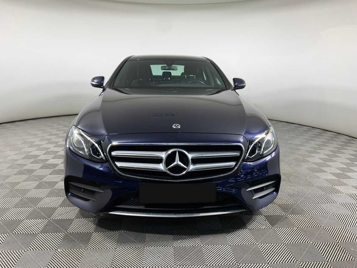 Mercedes-Benz E-Класс 2020 года с пробегом. Фото: #1