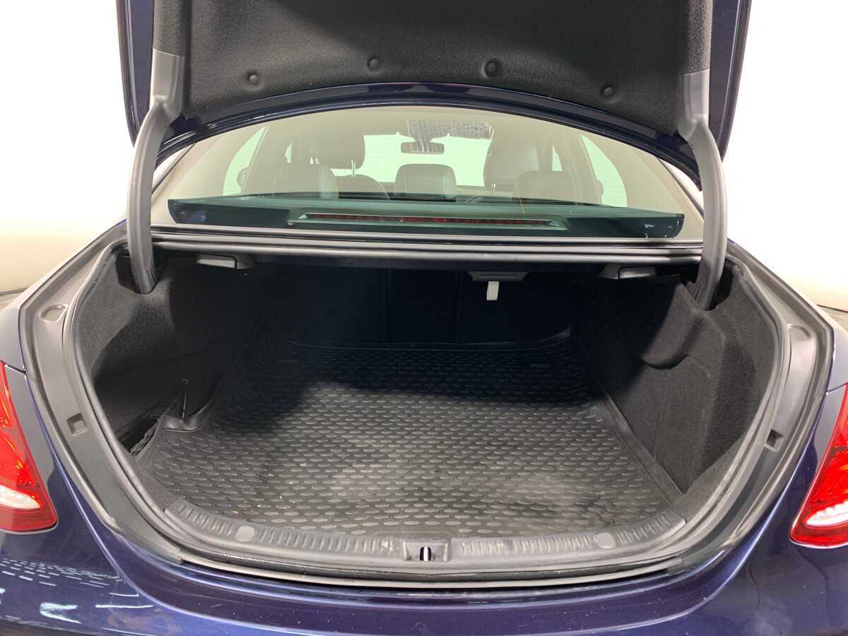 Mercedes-Benz E-Класс 2020 года с пробегом. Фото: #19