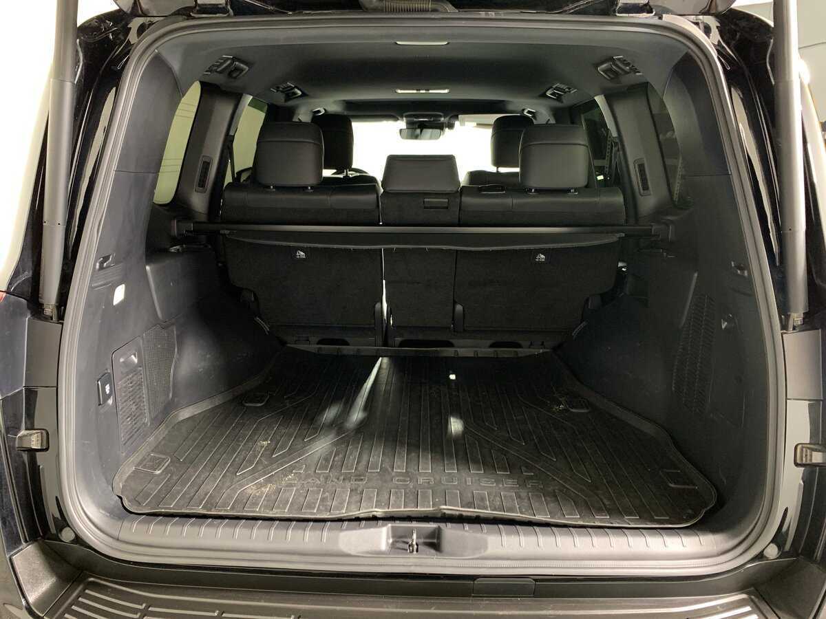 Toyota Land Cruiser 2021 года с пробегом. Фото: #19