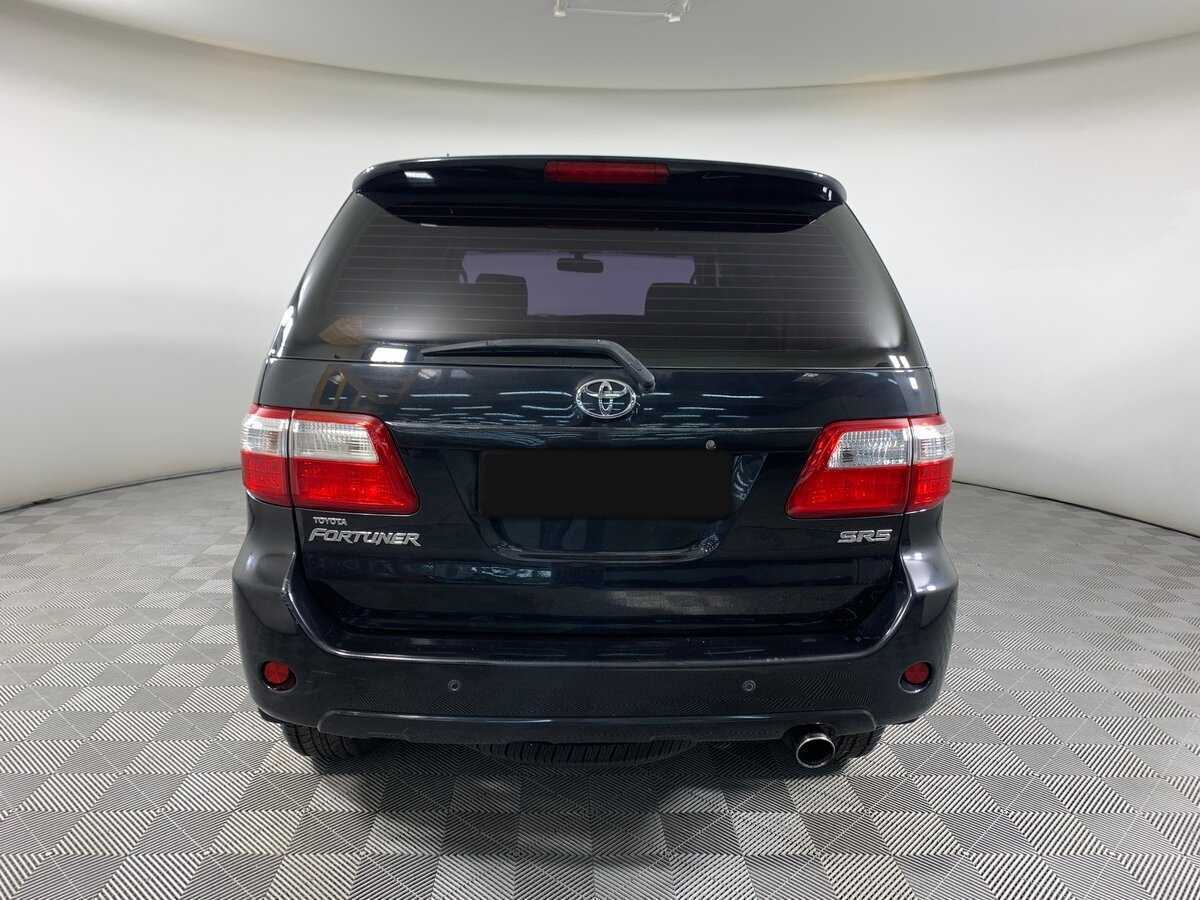 Toyota Fortuner 2011 года с пробегом. Фото: #5