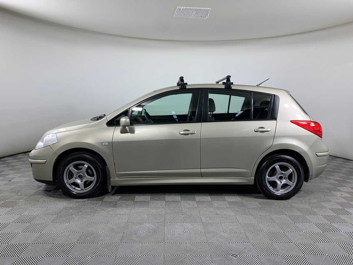 Nissan Tiida 2010 года с пробегом. Фото: #7