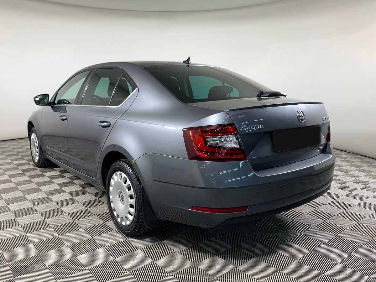 Б/У Шкода Октавия 2018 года. Фото: #6