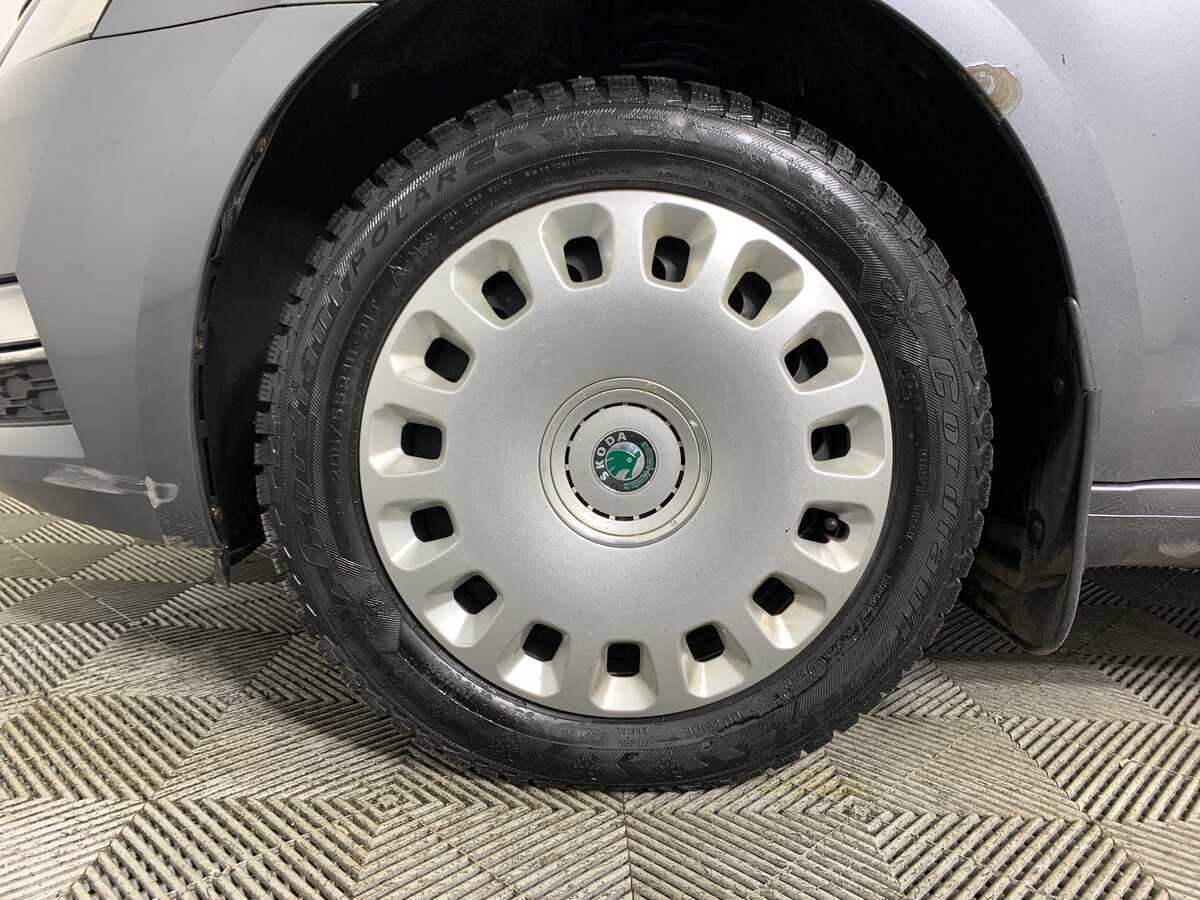 Б/У Шкода Октавия 2018 года. Фото: #8