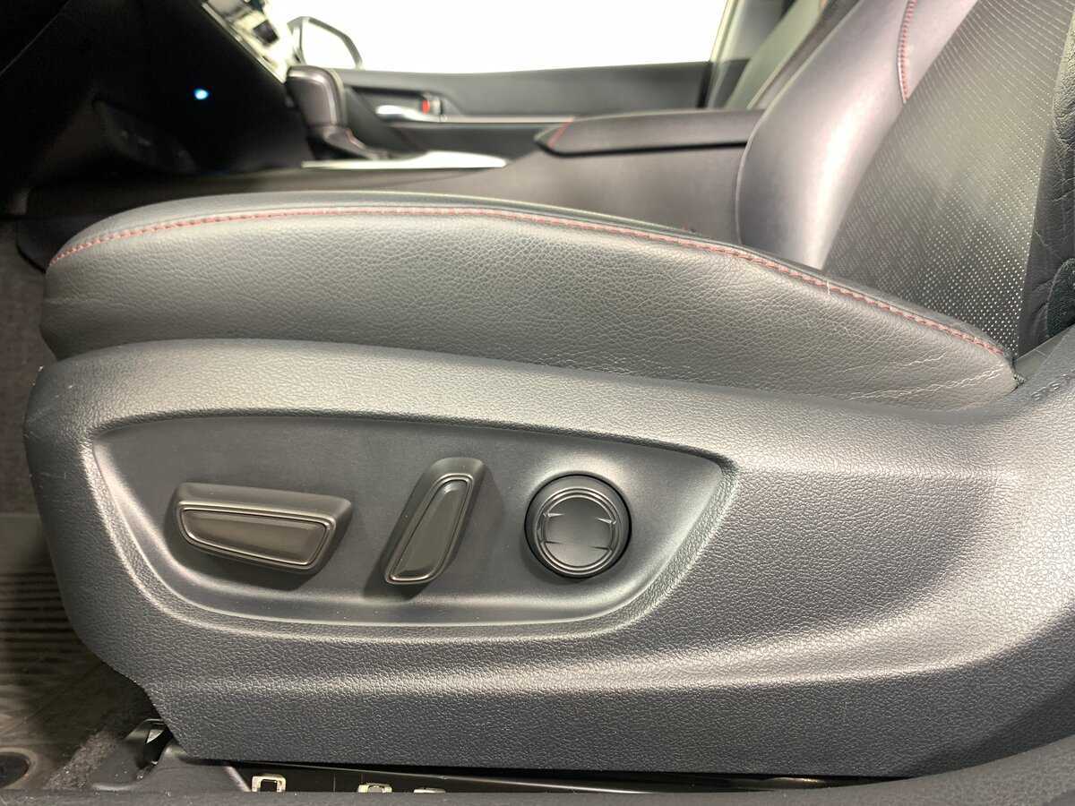 Toyota Camry 2022 года с пробегом. Фото: #15