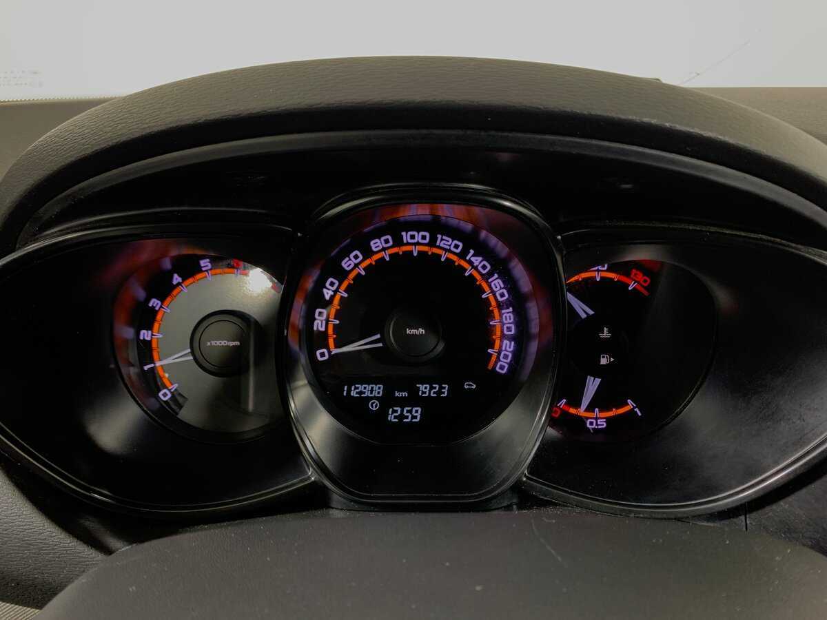 Б/У Лада (ВАЗ) Веста 2021 года. Фото: #14