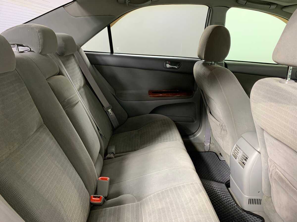 Toyota Camry 2004 года с пробегом. Фото: #14