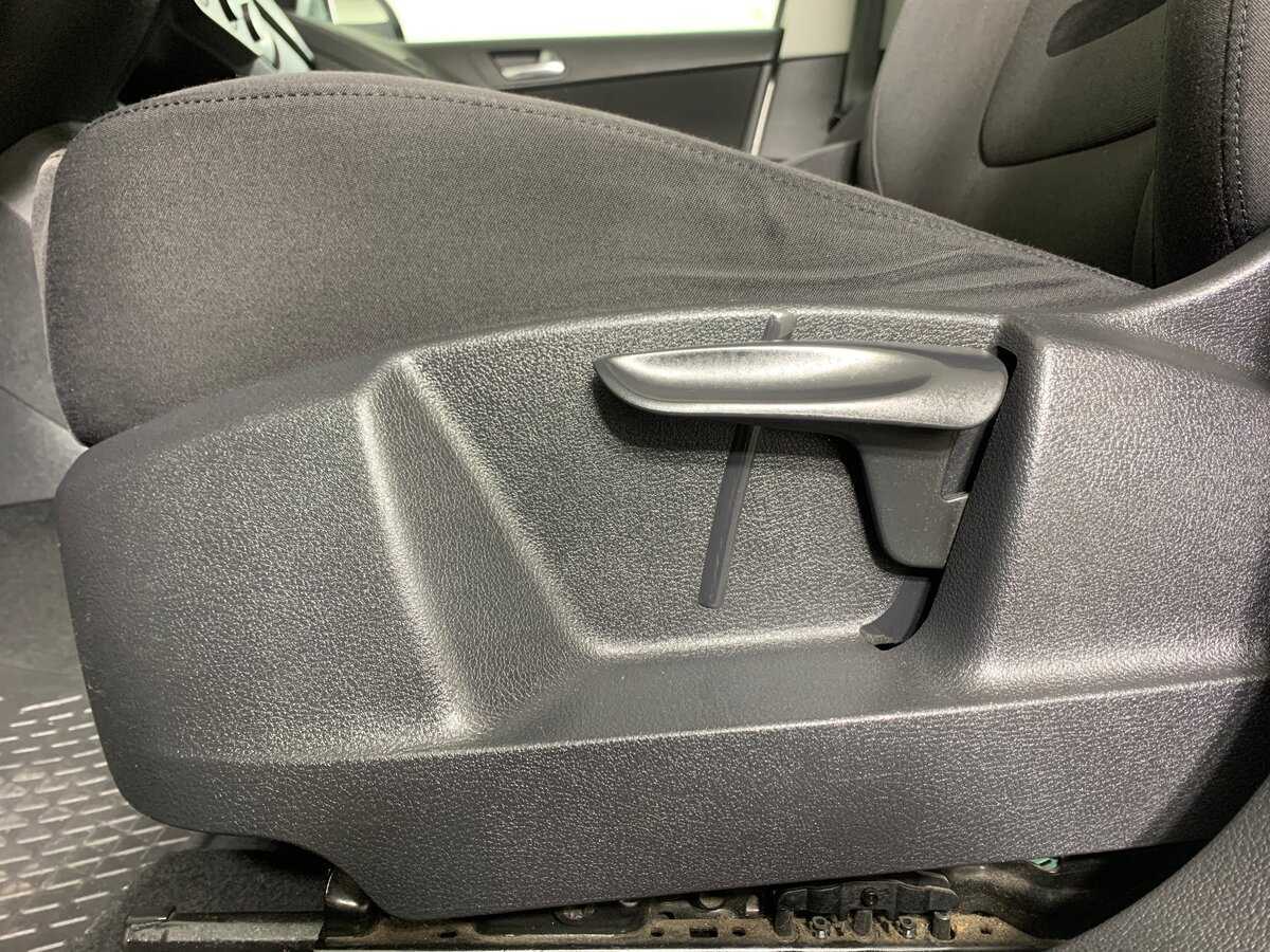 Volkswagen Tiguan 2009 года с пробегом. Фото: #16