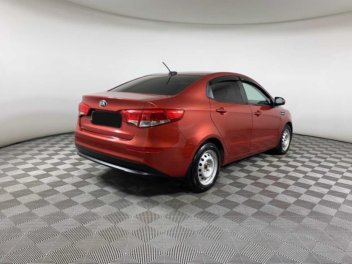Б/У Киа Рио 2017 года. Фото: #4