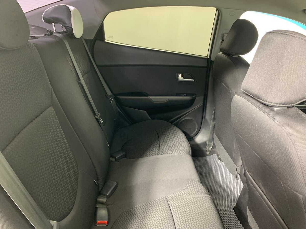 Б/У Киа Рио 2016 года. Фото: #17