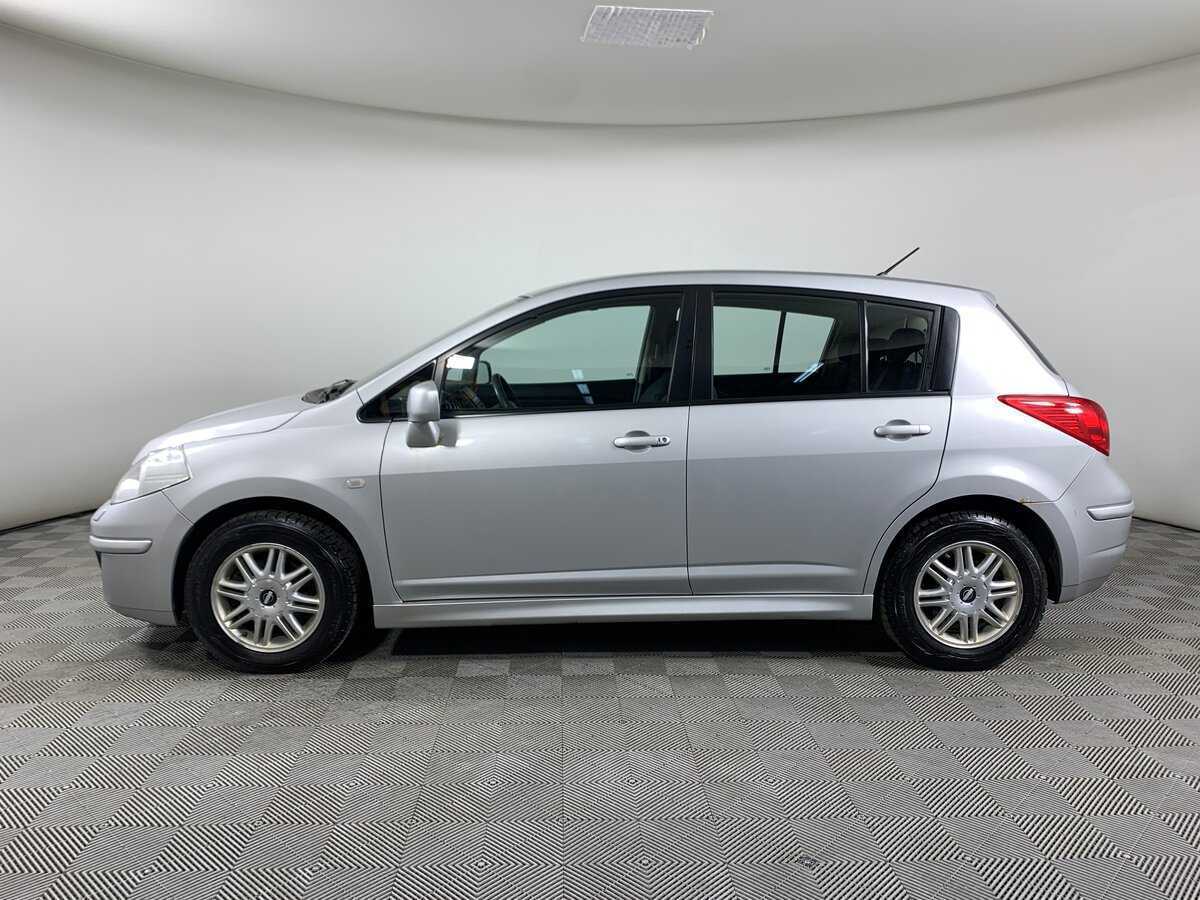 Nissan Tiida 2011 года с пробегом. Фото: #7