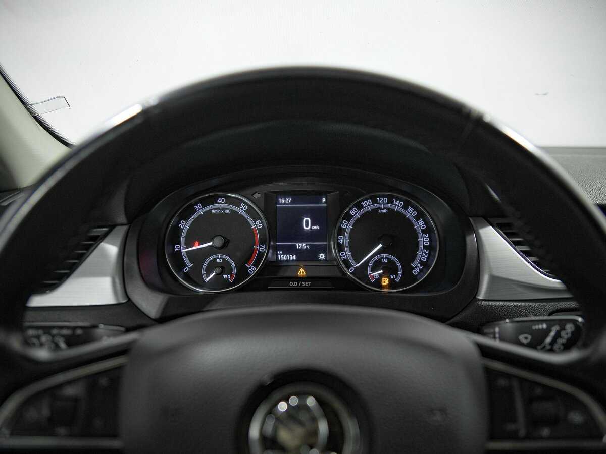 Б/У Шкода Рапид 2019 года. Фото: #6