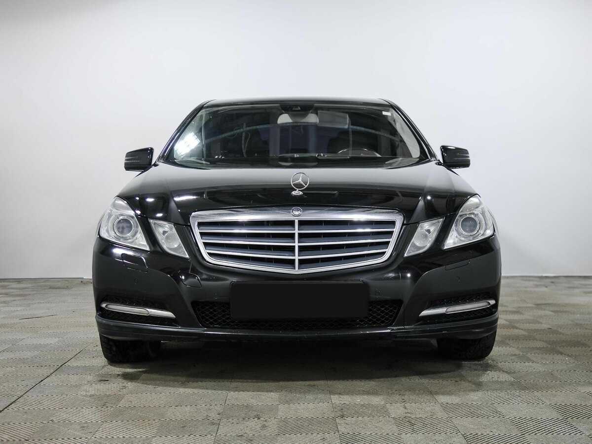 Mercedes-Benz E-Класс 2011 года с пробегом. Фото: #1