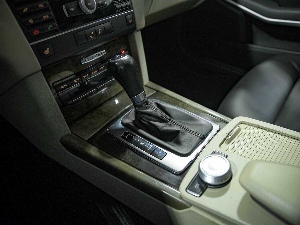 Mercedes-Benz E-Класс 2011 года с пробегом. Фото: #10