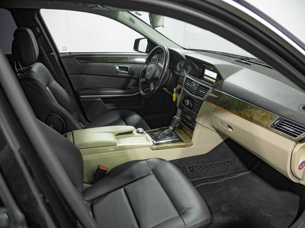 Mercedes-Benz E-Класс 2011 года с пробегом. Фото: #14