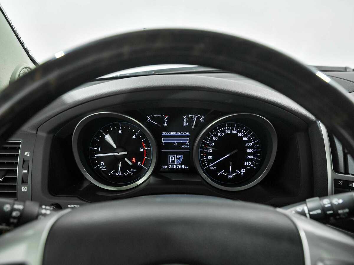 Toyota Land Cruiser 2012 года с пробегом. Фото: #6